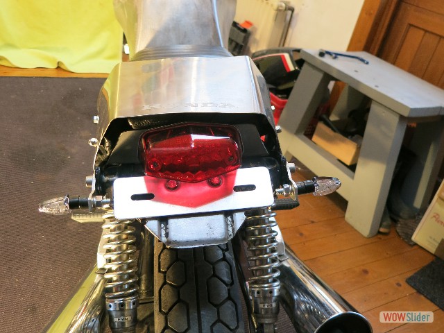 Steeltwin_001_Back