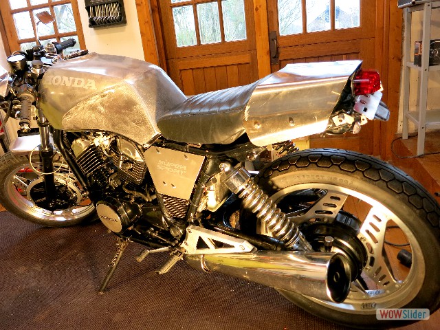 Steeltwin_013_left