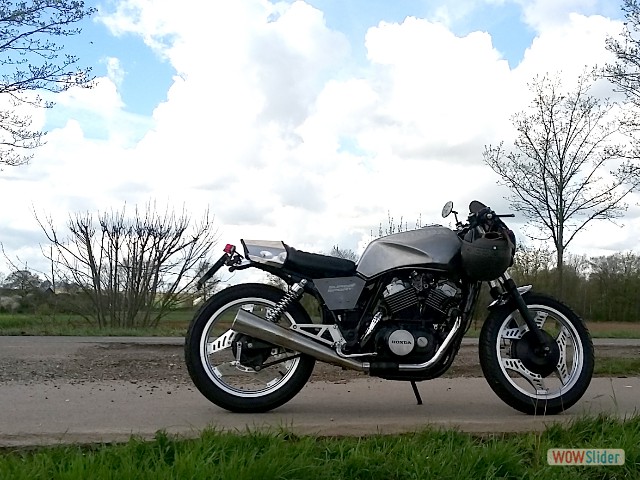 steeltwin_14_04_18_05