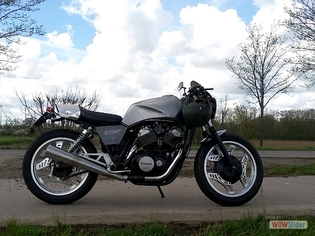 steeltwin_14_04_18_06
